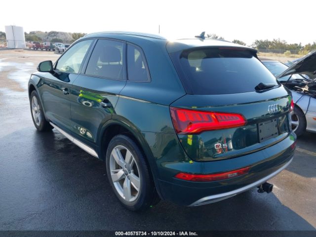 WA1ANAFY0J2069148 Audi Q5 2.0t Premium/2.0t Tech Premium
