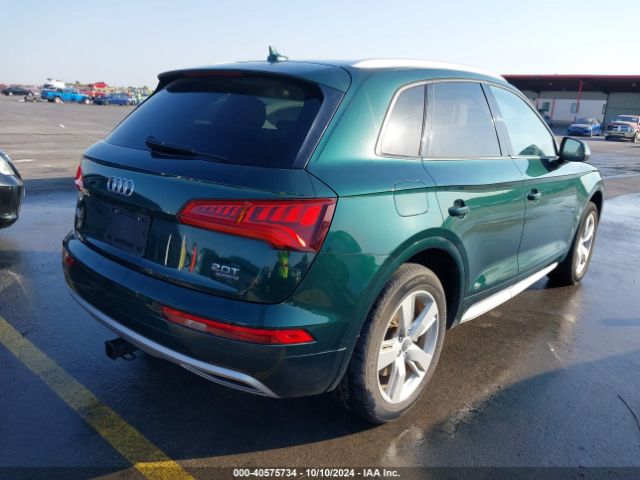WA1ANAFY0J2069148 Audi Q5 2.0t Premium/2.0t Tech Premium