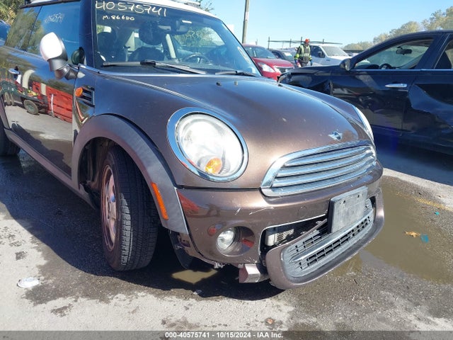 2011 MINI COOPER WMWSU3C53BTX97221 Photo 5
