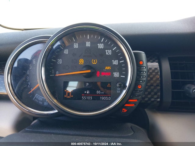 2015 MINI COOPER S WMWXP7C5XF2A34812 Photo 6