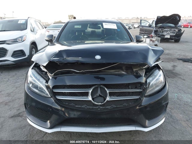 55SWF4JB6HU230704 Mercedes-Benz C 300 Luxury/sport