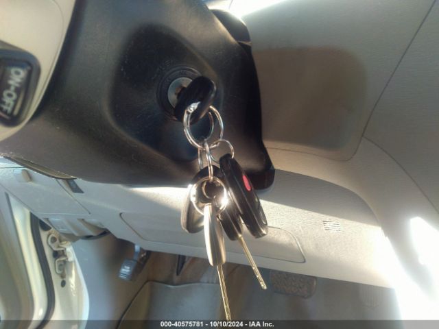 5TDKK3DC2ES428701 Toyota Sienna Le V6 8 Passenger