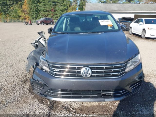 1VWAA7A35JC051266 Volkswagen Passat 2.0t R-line/2.0t S