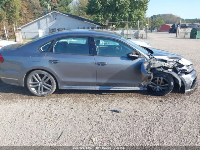 1VWAA7A35JC051266 Volkswagen Passat 2.0t R-line/2.0t S