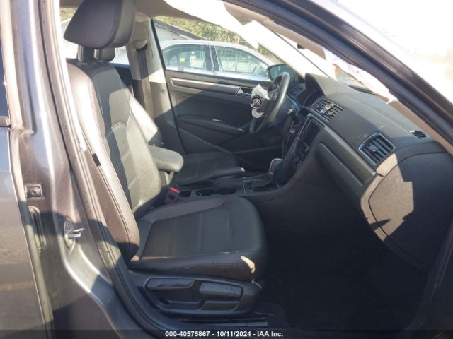 1VWAA7A35JC051266 Volkswagen Passat 2.0t R-line/2.0t S