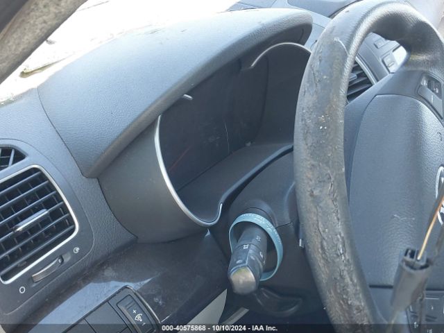 5XYKT3A60EG548764 KIA SORENTO LX