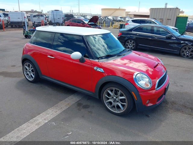 2009 MINI COOPER S WMWMF73559TT94667 Photo 0