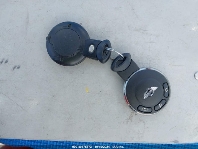 2009 MINI COOPER S WMWMF73559TT94667 Photo 10