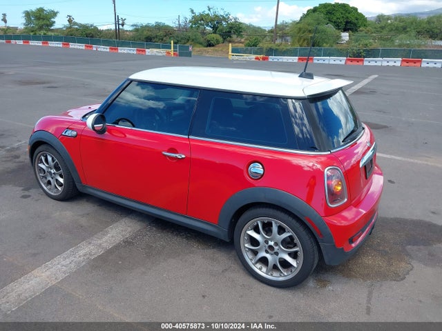 2009 MINI COOPER S WMWMF73559TT94667 Photo 2