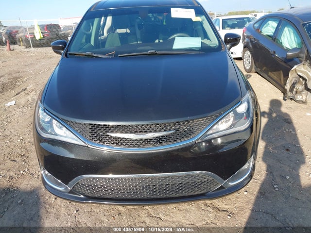 Chrysler Pacifica Touring Plus 2018 2C4RC1FG1JR129008 Image 12