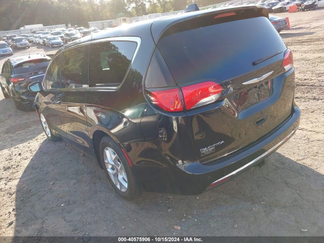 Chrysler Pacifica Touring Plus 2018 2C4RC1FG1JR129008 Image 3