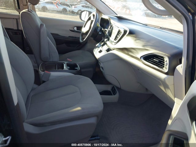 Chrysler Pacifica Touring Plus 2018 2C4RC1FG1JR129008 Image 5