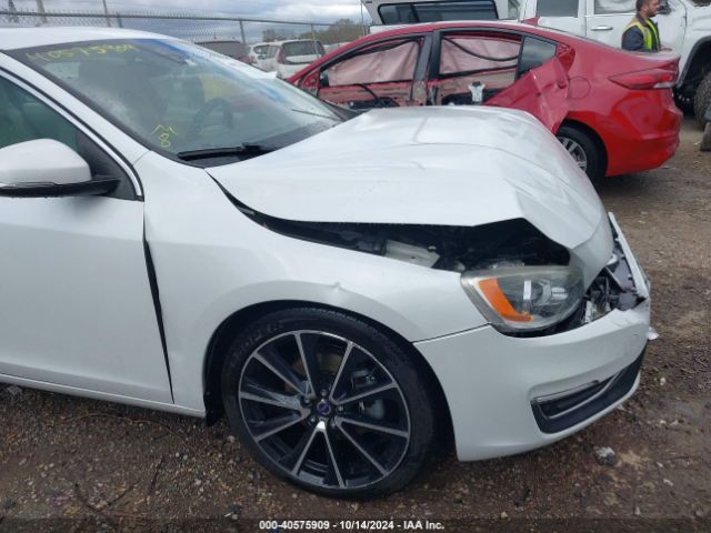 YV126MFK3G2408721 Volvo S60 T5 Drive-e Premier