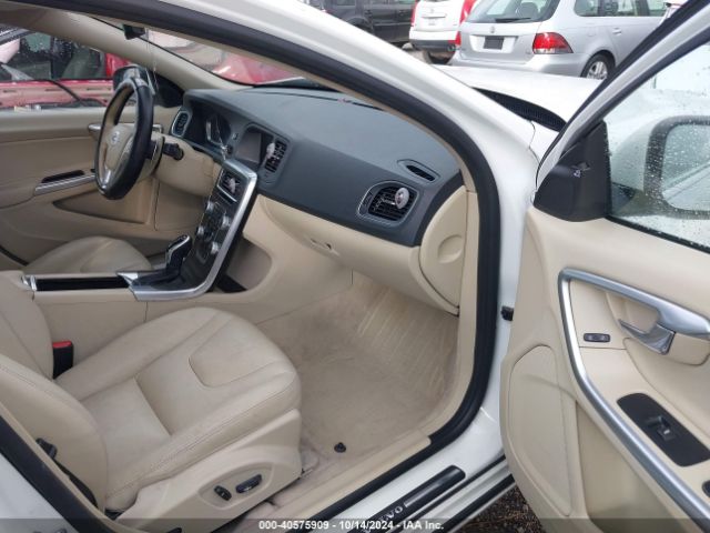 YV126MFK3G2408721 Volvo S60 T5 Drive-e Premier