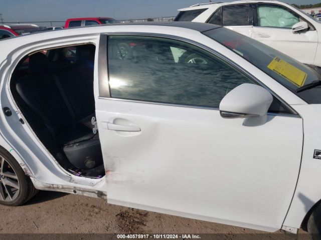 JTHKD5BHXF2235188 Lexus CT 200H
