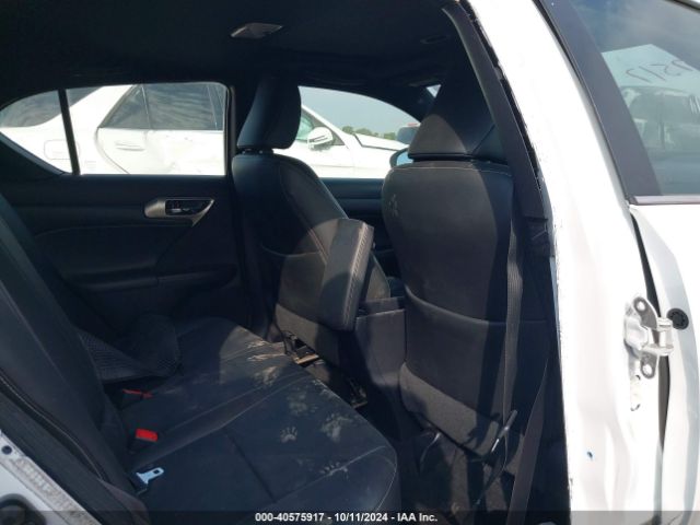 JTHKD5BHXF2235188 Lexus CT 200H