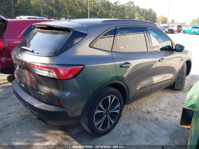 Ford ESCAPE SE 2022 1FMCU9G69NUB63581 Image 4
