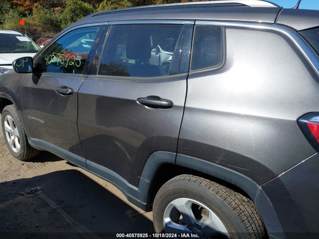 Jeep Compass Latitude 4x4 2019 3C4NJDBBXKT695991 Image 15