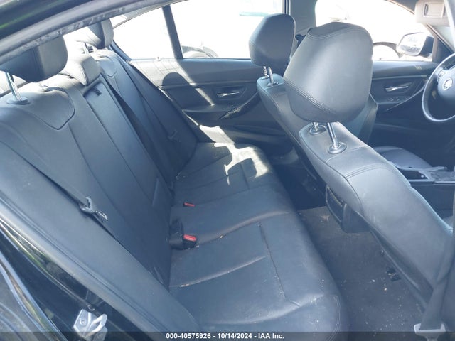 BMW 320i 2016 WBA8E1G59GNU11029 Image 8