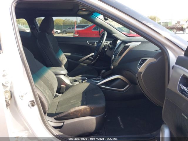 KMHTC6AD9HU315601 Hyundai Veloster Value Edition