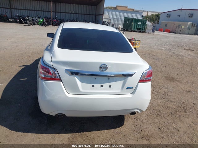 Nissan Altima 2.5 S 2014 1N4AL3APXEC317580 Image 16