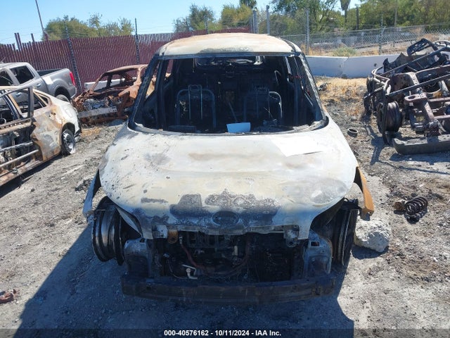 KIA SOUL + 2017 KNDJP3A59H7456786 Image 6