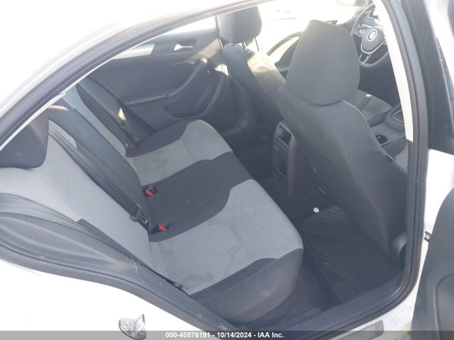3VW167AJ5HM224003 Volkswagen Jetta 1.4t S