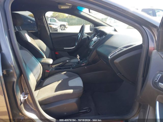 1FADP3L99JL217741 Ford FOCUS ST