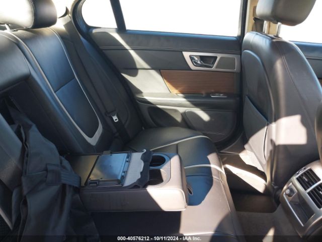 2015 JAGUAR XF SAJWJ0FF9F8U64791 Photo 7