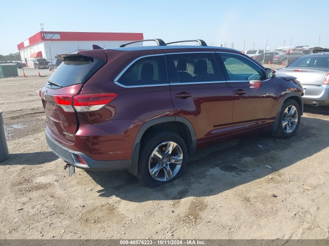 Toyota Highlander Limited Platinum 2017 5TDDZRFH4HS467794 Image 4
