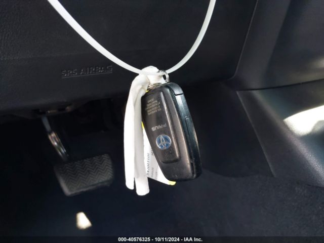 JTDKARFU2K3076163 Toyota Prius Le
