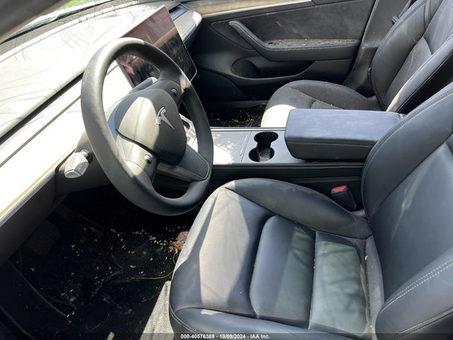 2021 TESLA MODEL 3 5YJ3E1EB1MF054834 Photo 4