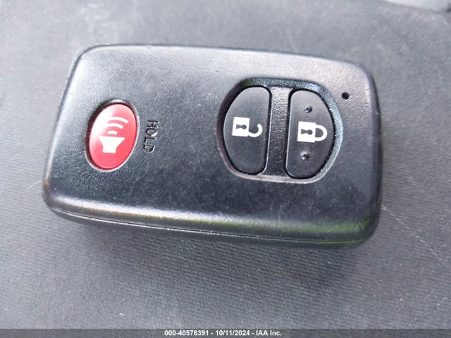 Toyota Prius Two 2014 JTDKN3DU0E0370395 Image 11