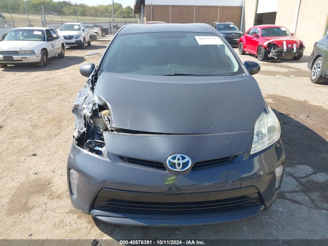 Toyota Prius Two 2014 JTDKN3DU0E0370395 Image 12