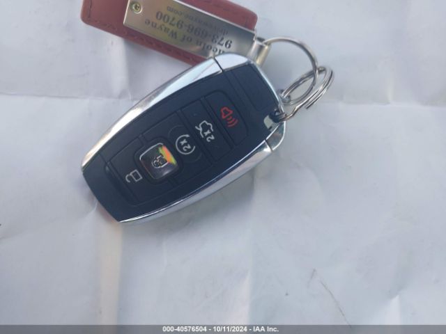2LMPJ8K91KBL14358 Lincoln Nautilus Select