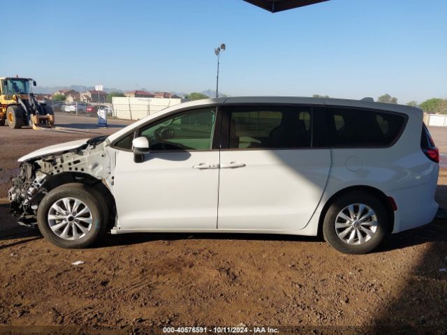 2C4RC1CG0JR131854 Chrysler Pacifica Lx