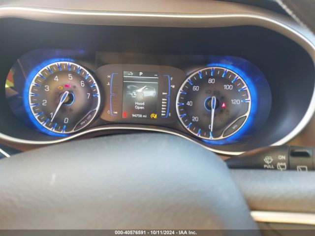 2C4RC1CG0JR131854 Chrysler Pacifica Lx