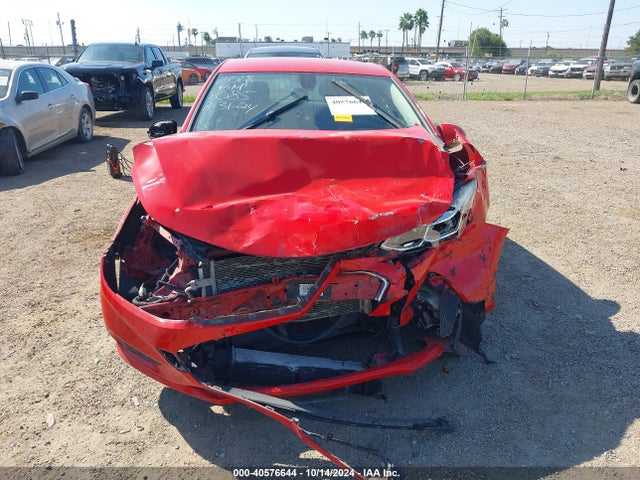 Chevrolet Cruze Lt Auto 2018 1G1BE5SMXJ7248085 Image 12