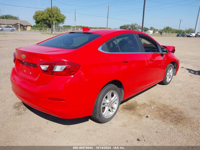 Chevrolet Cruze Lt Auto 2018 1G1BE5SMXJ7248085 Image 4