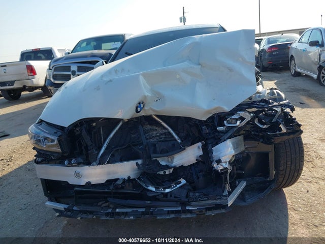 BMW 330I 2023 3MW69FF07P8D46845 Image 12