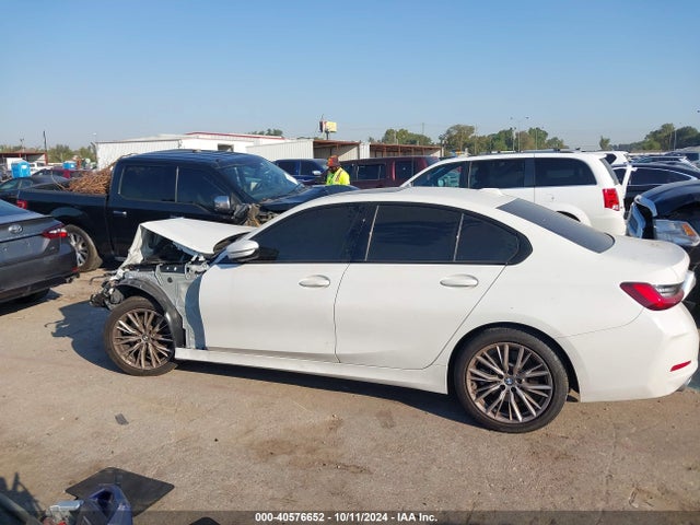 BMW 330I 2023 3MW69FF07P8D46845 Image 14