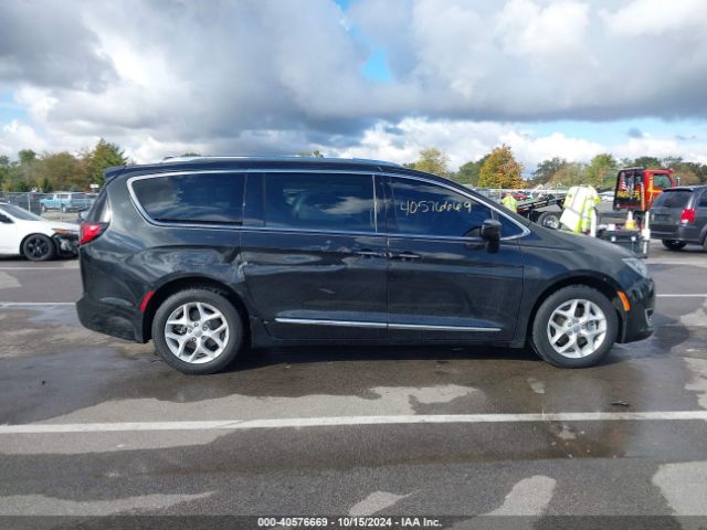 2C4RC1EG6HR518299 Chrysler Pacifica Touring-l Plus