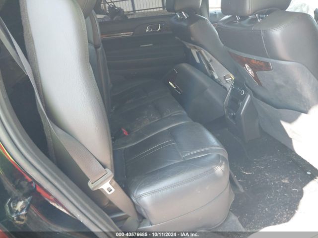 2LMHJ5NK2GBL00798 Lincoln Mkt Livery