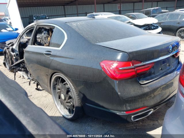 2018 BMW 740I WBA7E2C57JG742727 Photo 2