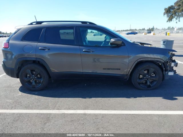 1C4PJLLN0KD305286 Jeep Cherokee Altitude Fwd