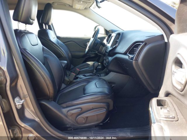 1C4PJLLN0KD305286 Jeep Cherokee Altitude Fwd