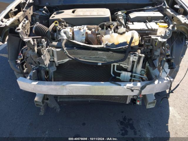 1C4PJLLN0KD305286 Jeep Cherokee Altitude Fwd