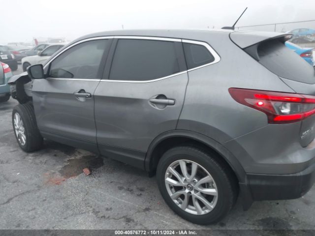 JN1BJ1AV7NW340792 Nissan Rogue Sport S Fwd Xtronic Cvt