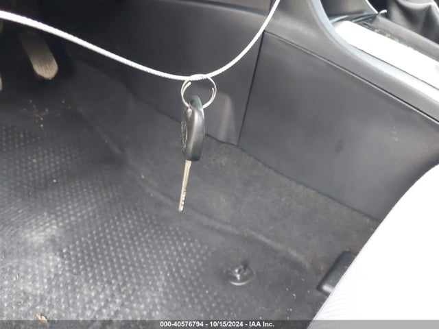 2T1BURHE7HC788987 Toyota COROLLA L