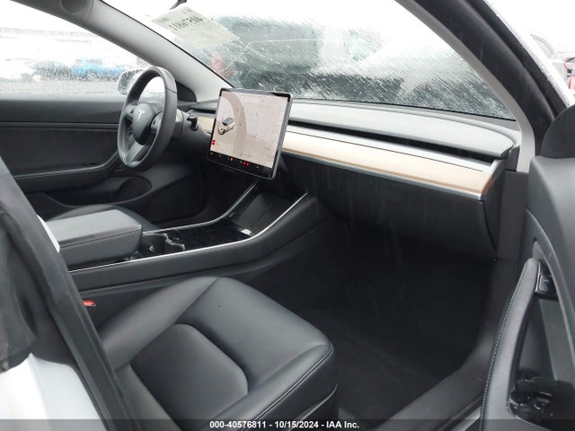 2020 TESLA MODEL 3 5YJ3E1EB6LF636698 Photo 4